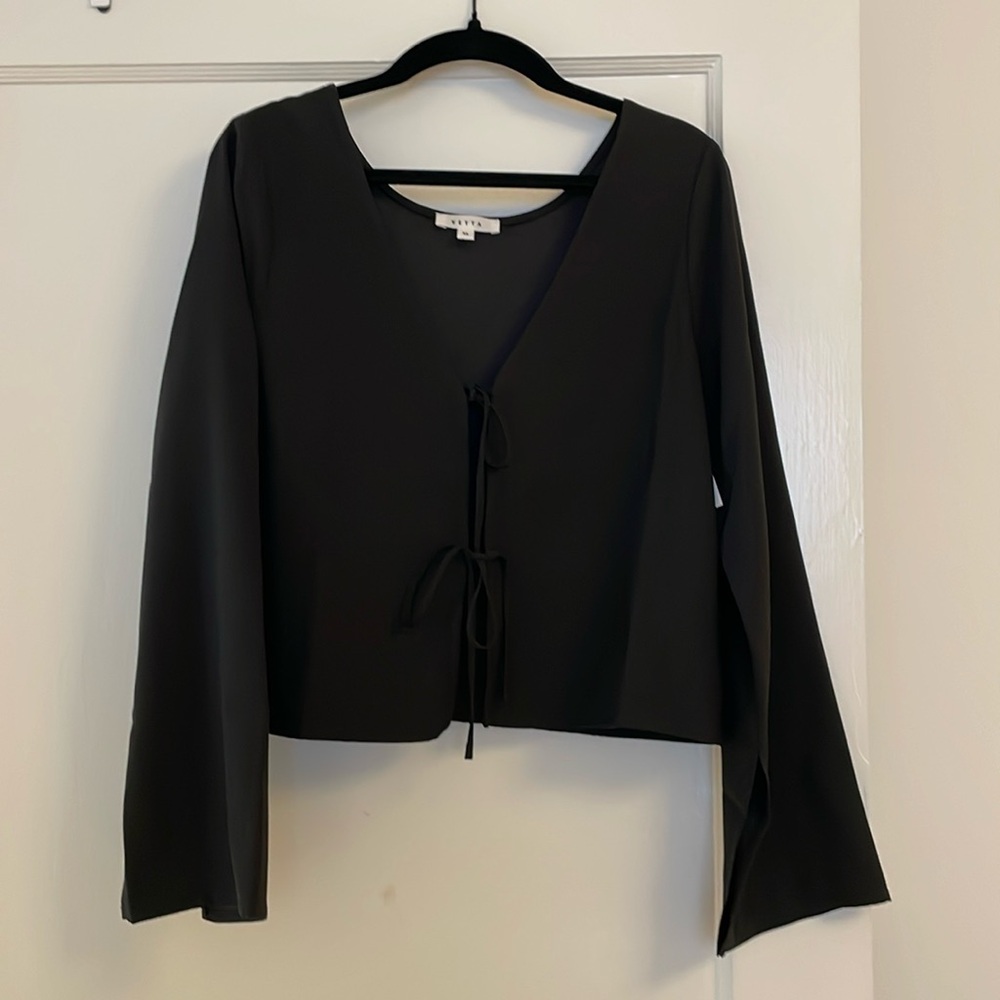 (Sold) Vetta Convertible Tie Top